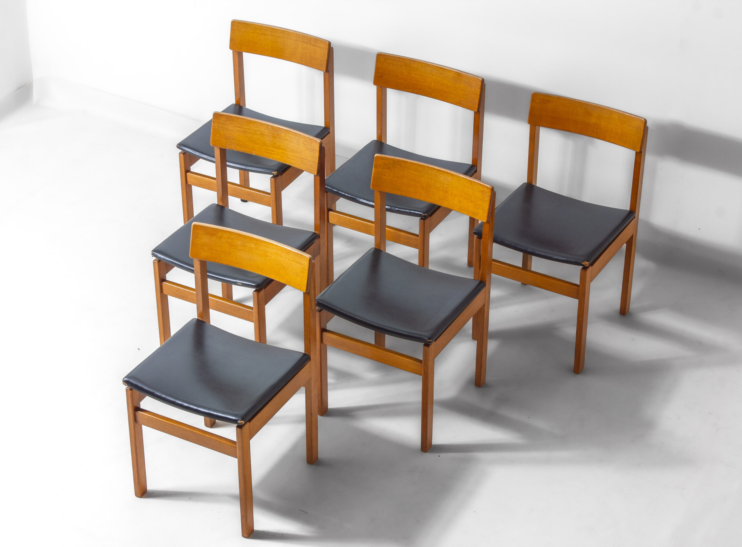 Abstracta chairs by Jos de Mey